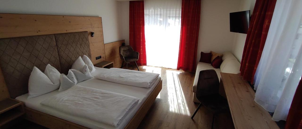פלאכאו Hotel Garni Tannenhof מראה חיצוני תמונה